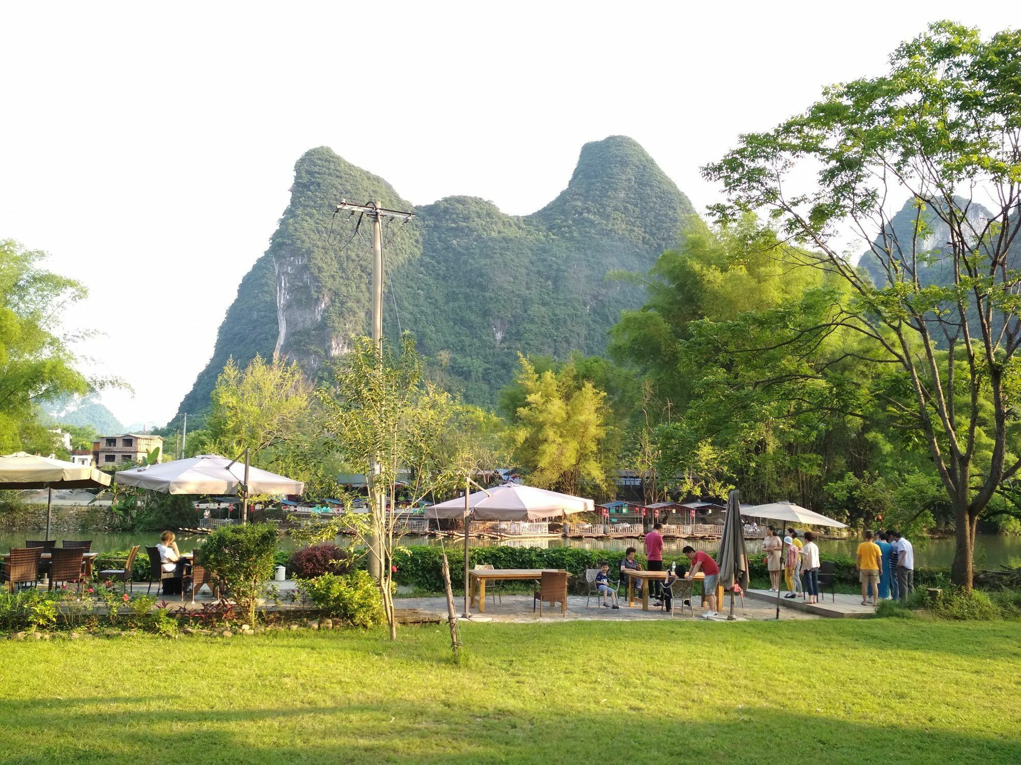 Yangshuo Moondance Hotel Екстер'єр фото